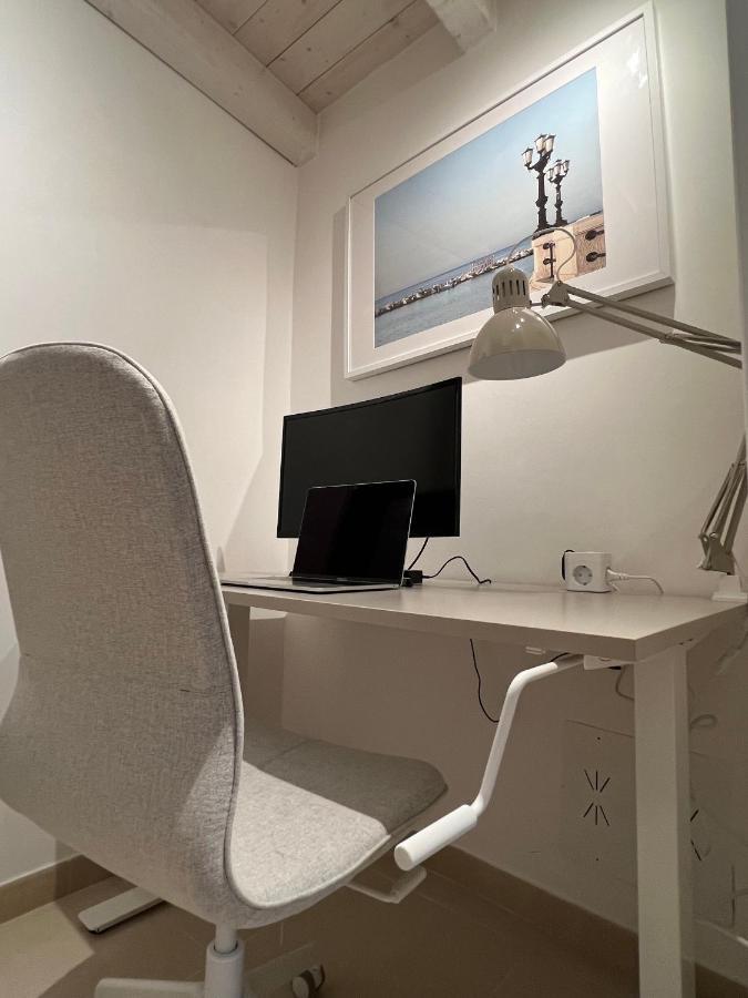 Com A Cas - Feel At Home In The Old Town Bari Exteriör bild
