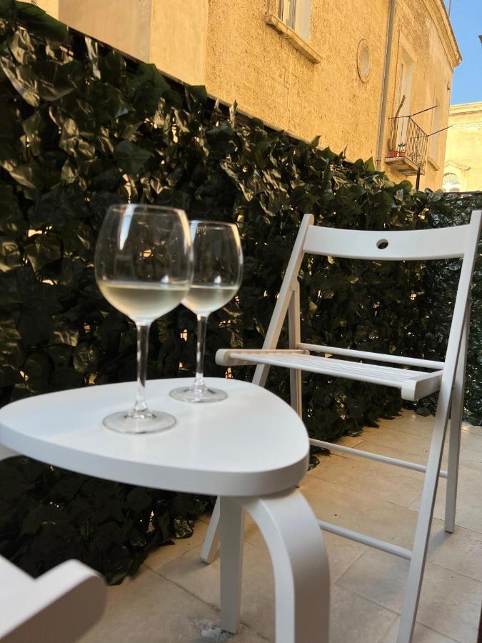 Com A Cas - Feel At Home In The Old Town Bari Exteriör bild